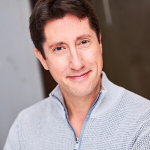 Allen Vaysberg Chief Honcho 20+ years in Marketing, IT, and HR. Father, husband, author, host, and actor. Tennis player and an avid CUBS fan. Came to the US at 14 as a refugee from Ukraine seeking a better life.